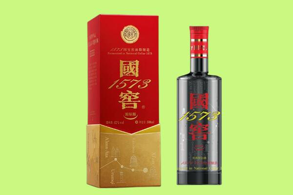 泗水县回收国窖1573.jpg